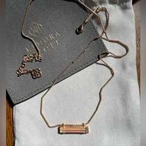 Kendra Scott Leanor Bar Pendant